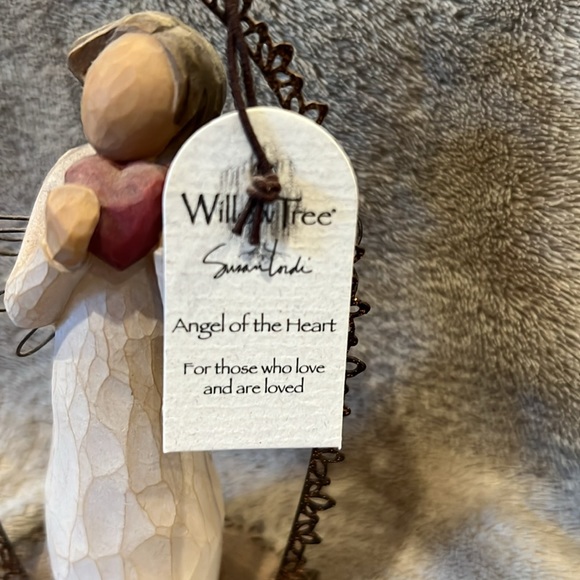 Willow Tree Angel of the Heart figurine - Picture 4 of 4